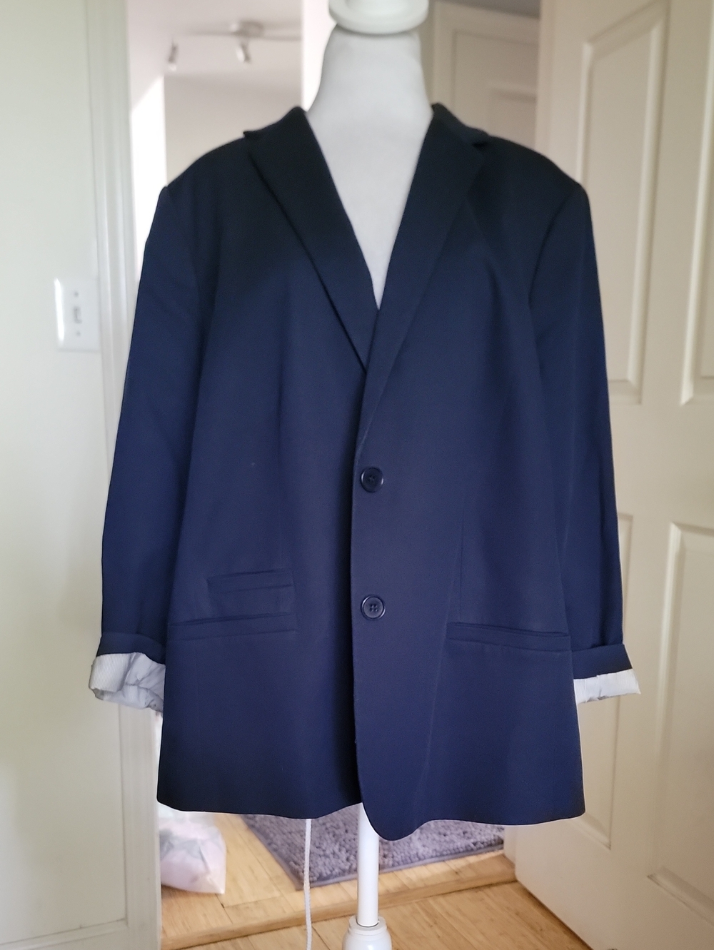 Talbots Classic Navy Blazer - Timeless Single-Breasted Style
